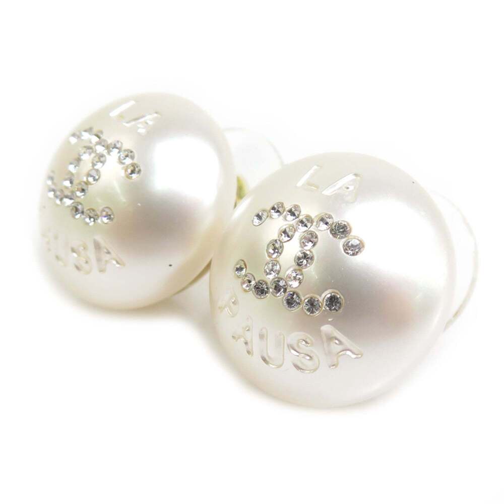 CHANEL Authentic White Pearl Earrings - Picture 2 of 8